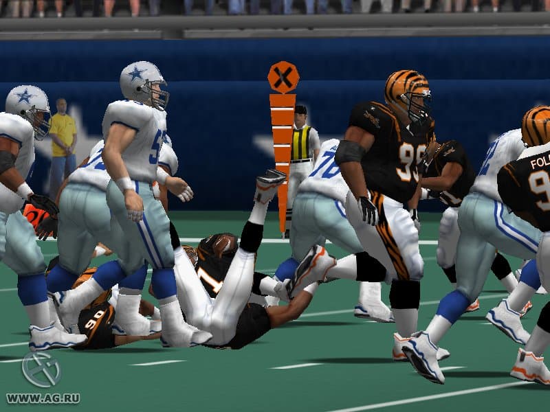 Madden NFL 2002 cover art